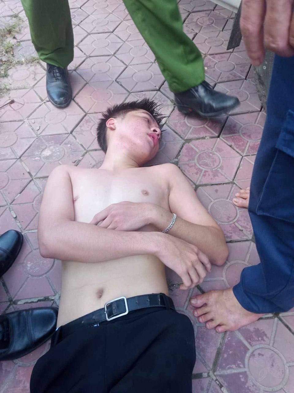 Nhấn để xem chi tiết